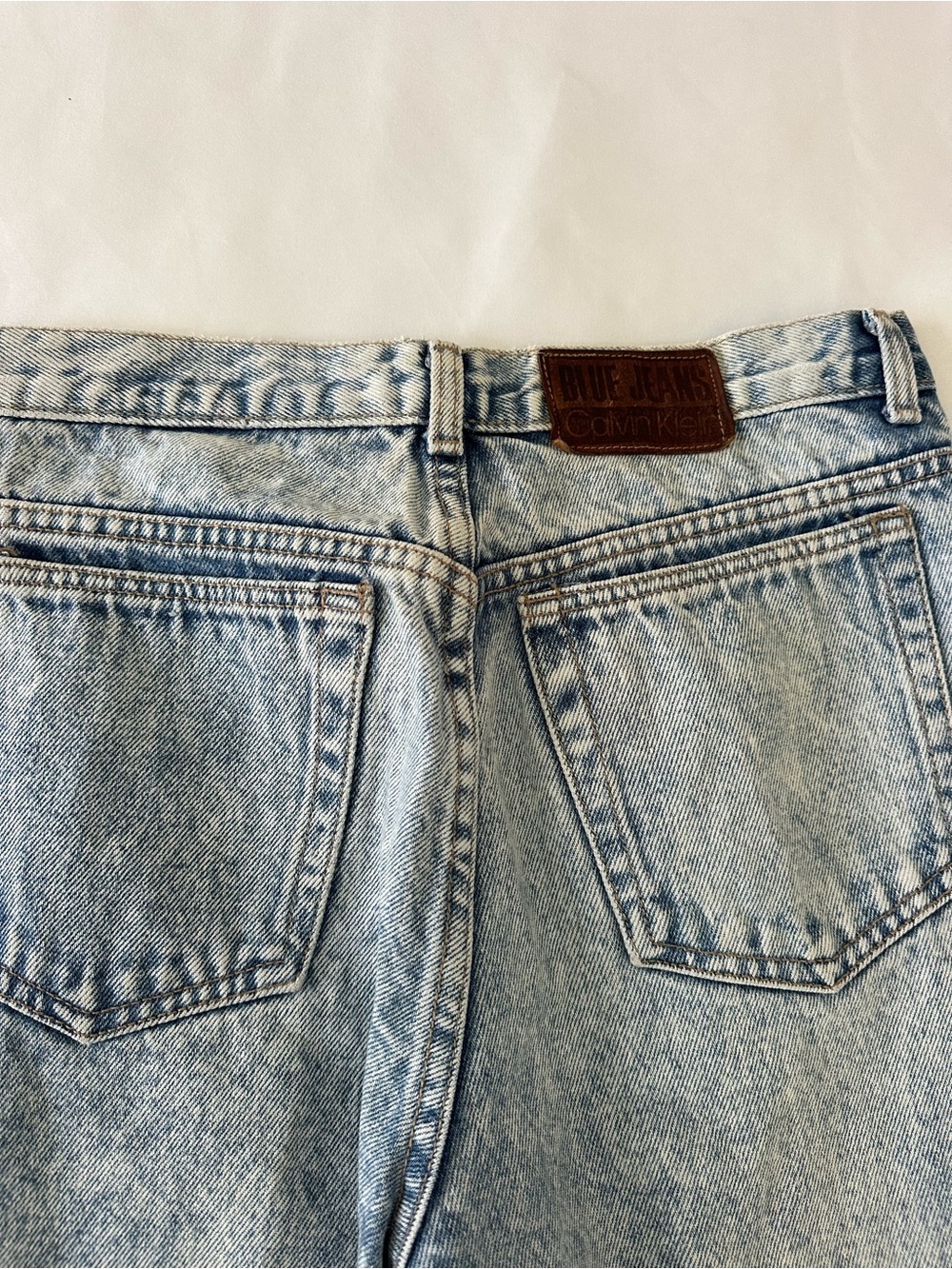 Vintage Calvin Klein Light Blue Jeans - Picture 8 of 8